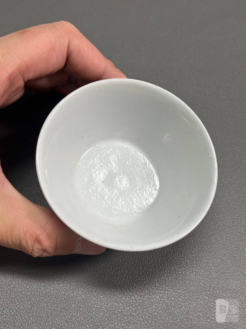清雍正  粉彩人物故事图马蹄杯 - 图10